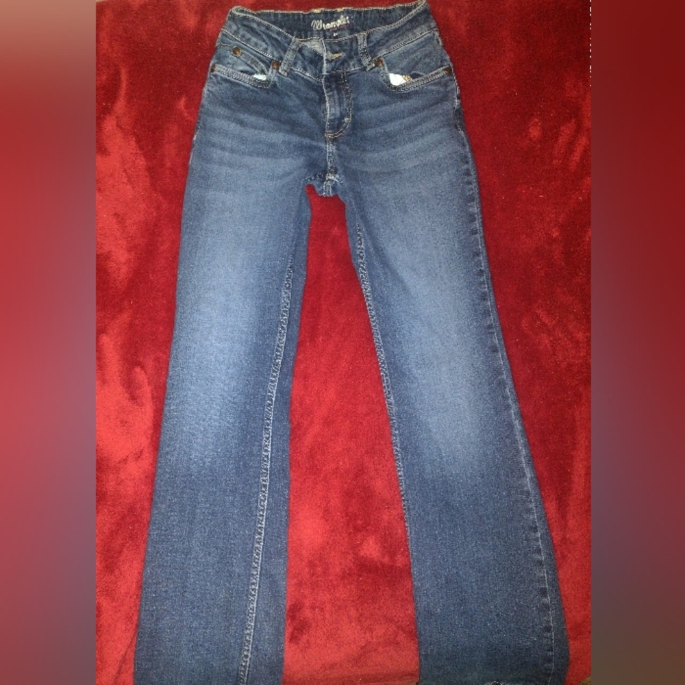 WOMEN’S WRANGLER RETRO MAE MID RISE BOOTCUT JEAN